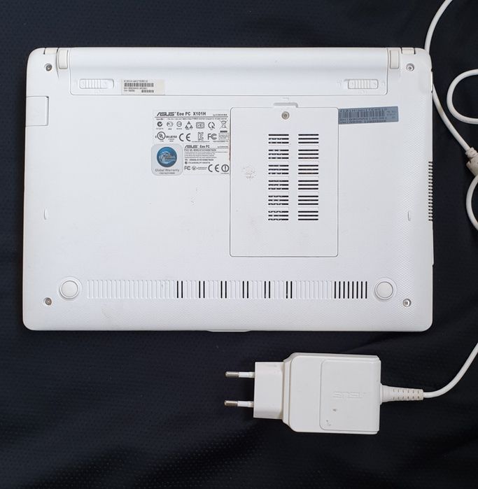 Laptop Asus Eee PC, 230 GB, 10,1 inch