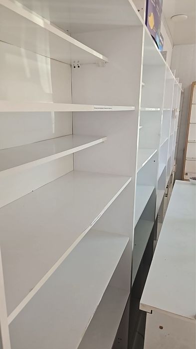 Vitrina apteka yoki oziq ovqat magazinlaga ketaveradi