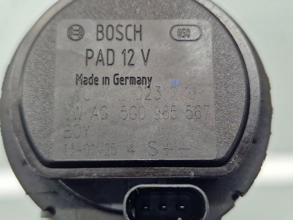 Pompa recirculare apa AUDI A3 Sportback (8VS, 8VM) [Fabr 2013-prezent]
