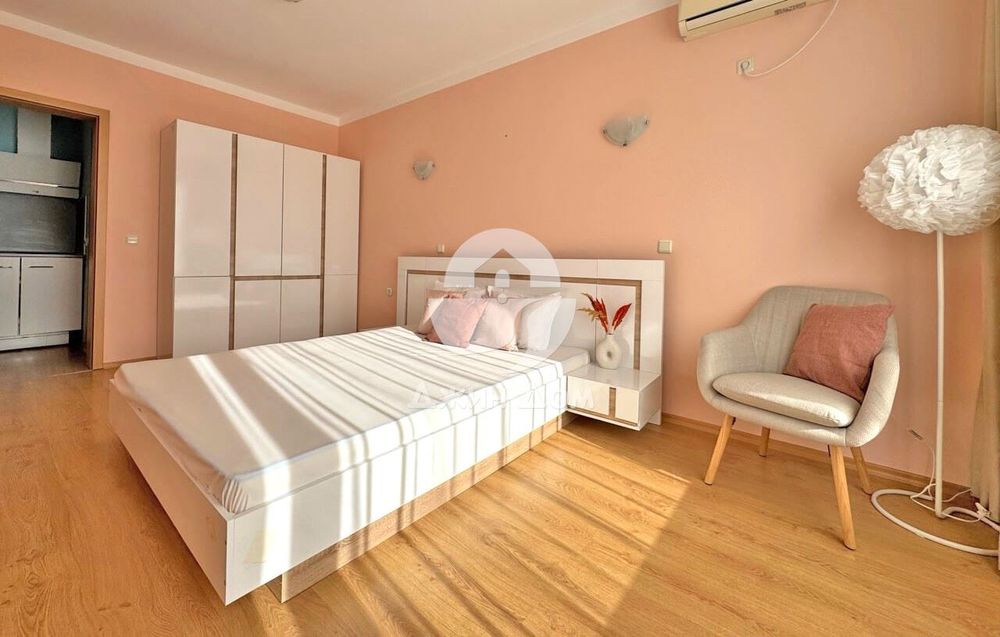 Продава се Двустаен апартамент в к.к. Слънчев бряг - 65 кв.м за 1354 €/кв.м - Снимка #6