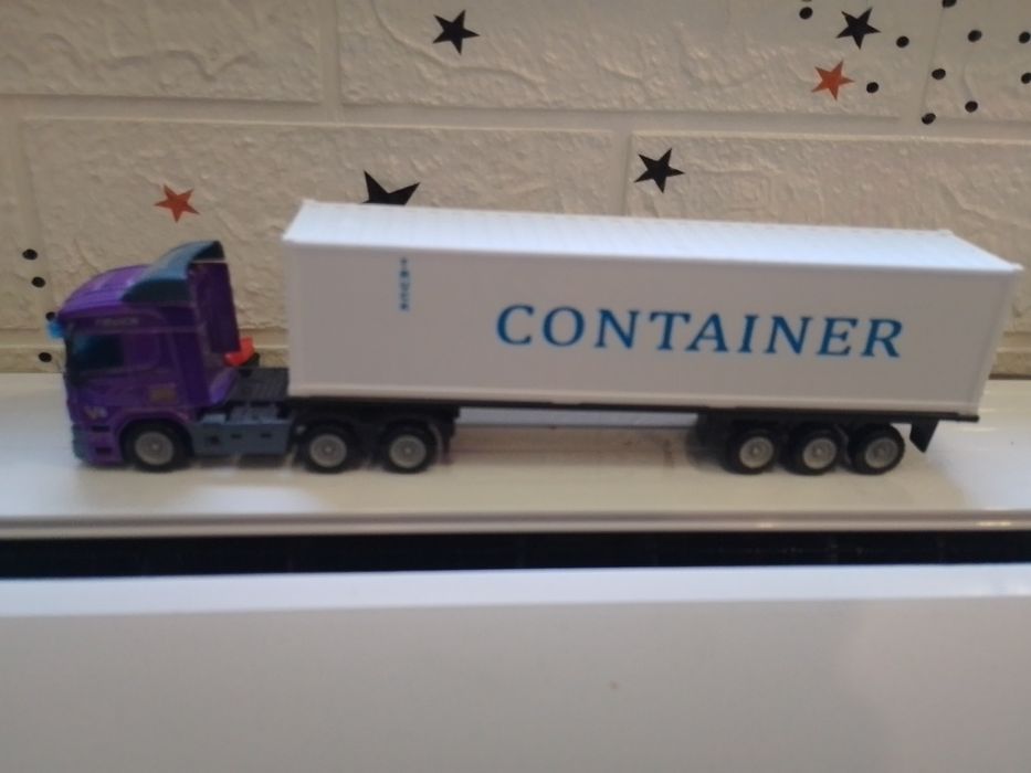 Лот детски играчки