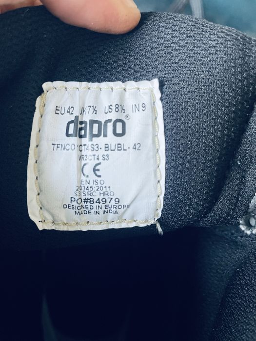 Продам обувь новый 42 размер