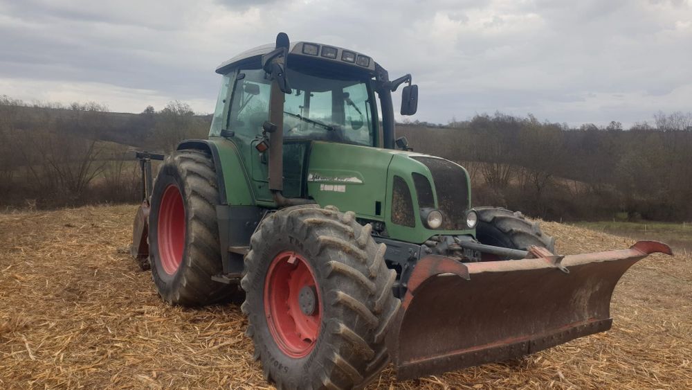 Fendt 714 vario an fab 2001 140cp