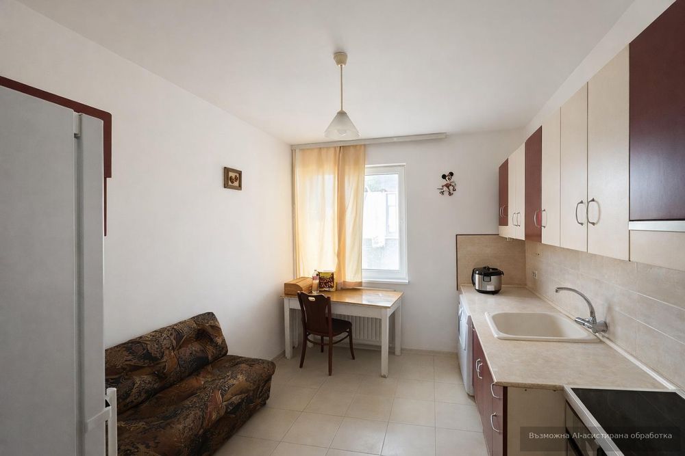 Двустаен апартамент под наем в Център