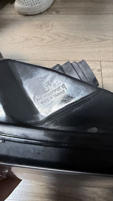 Фарове биксенон за audi A4 B9 ляв и десен