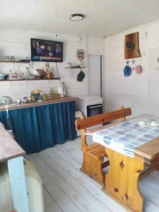 Продава се стационарна каравана