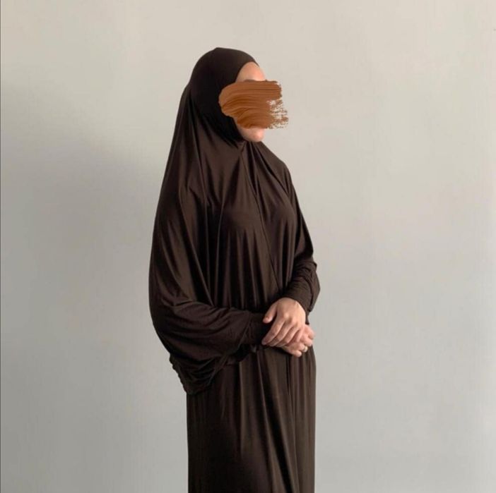 Продам женскую одежду