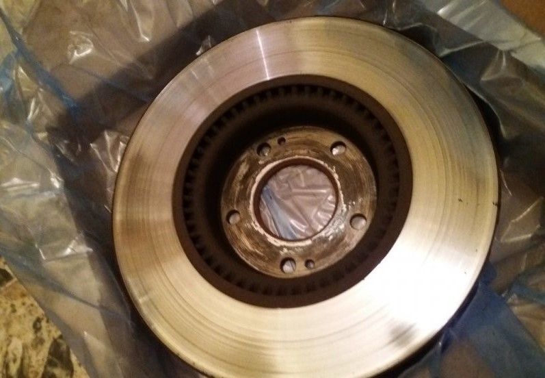 Спирачни дискове предни за Hyundai ix35 - 2 бр. по 45 лв.