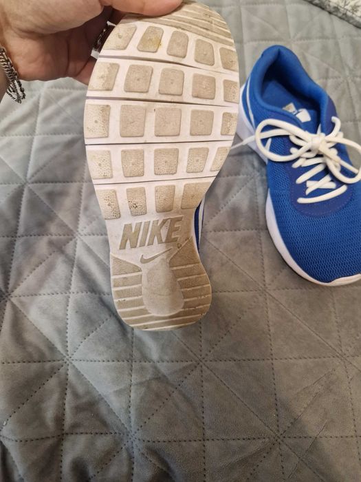 Маратонки найк , 36 номер