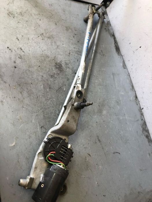 ansamblu stergatoare motoras  ford focus 1998-2007