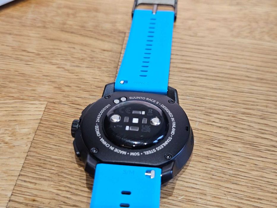 Часовник SUUNTO RACE S Power blue - гаранция