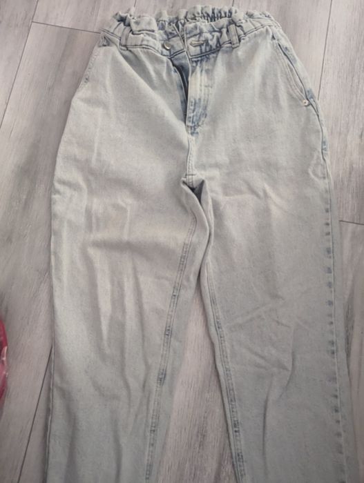 Vand 2 perechi de blugi Mom fit