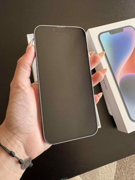 IPhone 14 ,неразличим от нов