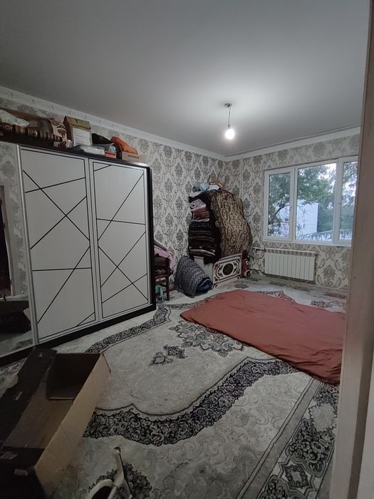 Срочно продаётся квартира Мирабадский р-н Куйлюк массив 1 3/3/4