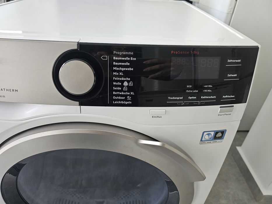 Сушилня с термопомпа AEG Series 9000 T9DE77685 8 кг.