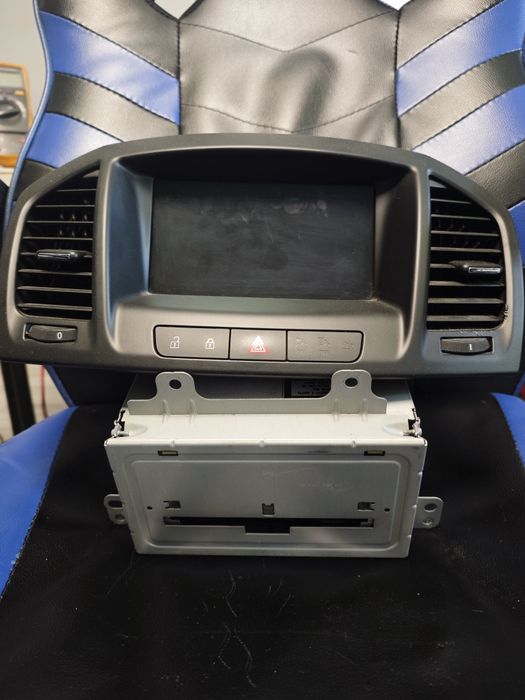 Vând navigație originala DVD800 pt Opel Insignia