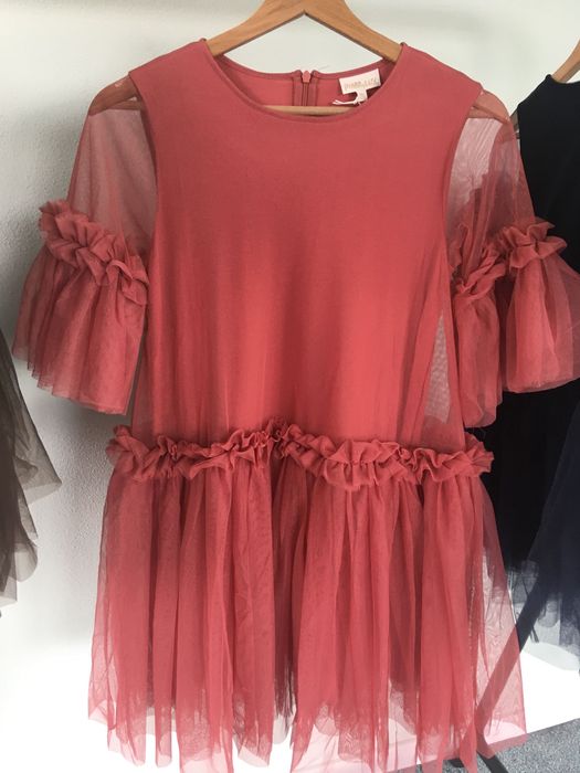 Rochii nou cu etichetă