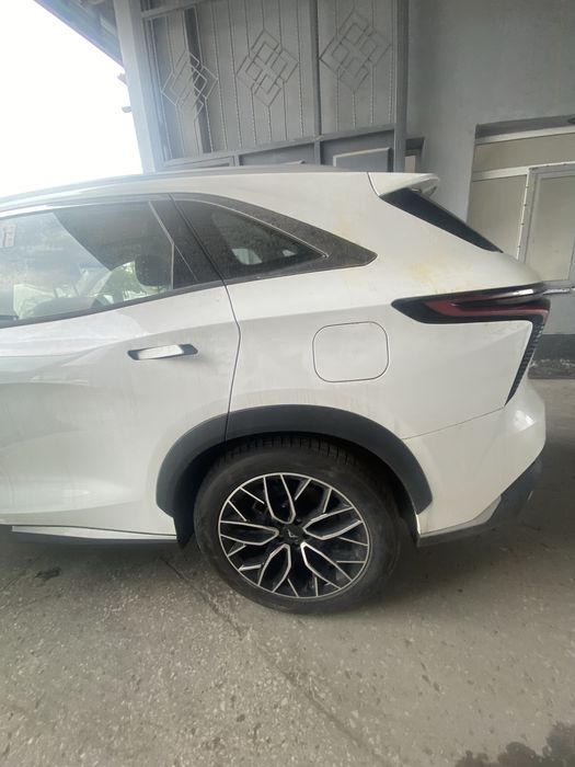 Kaiyi x7 Full Oq Qora Seriy