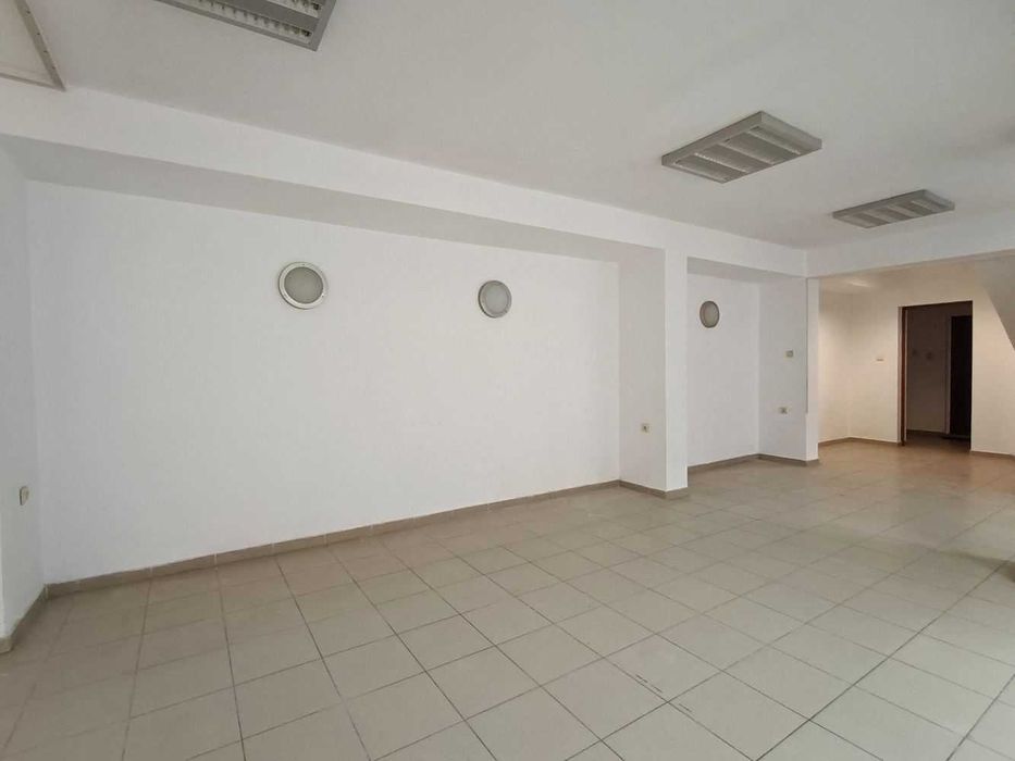 Продава се Магазин в Велико Търново, Център - 115 кв.м за 685 €/кв.м - Снимка #3