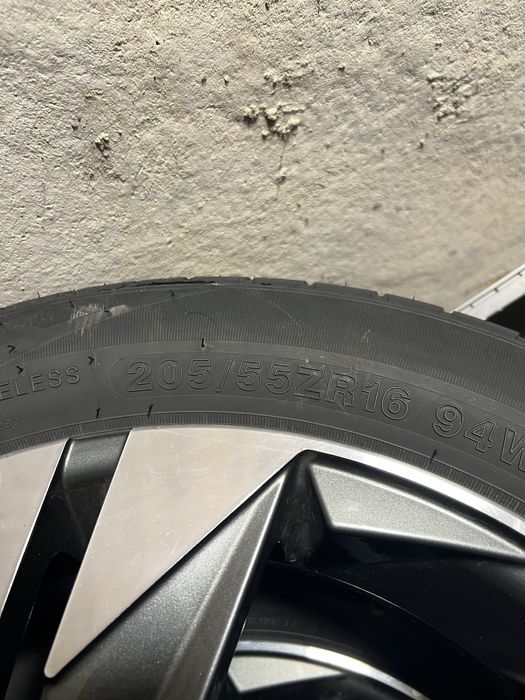 продам диски с резинами новые 16 размер