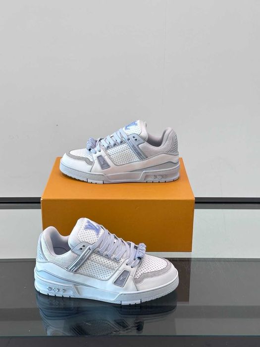 Adidasi Louis Vuitton Trainer Premium