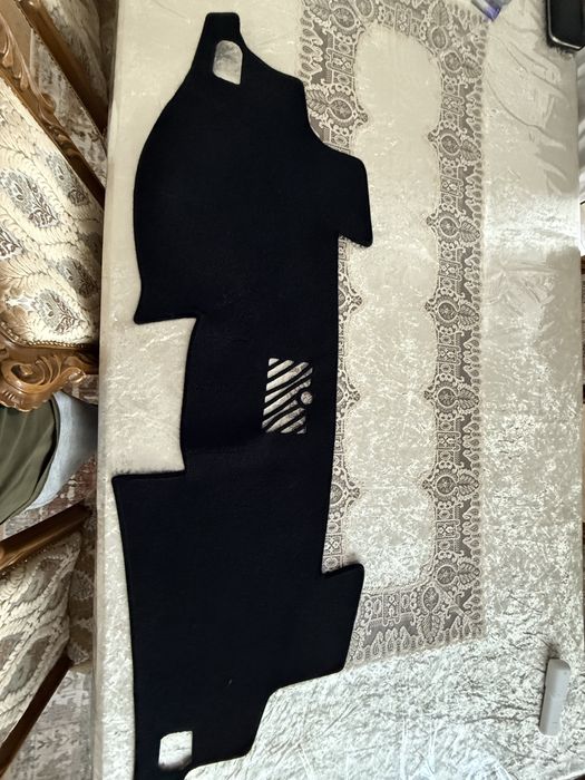 продам накидку на панель  для камри 55