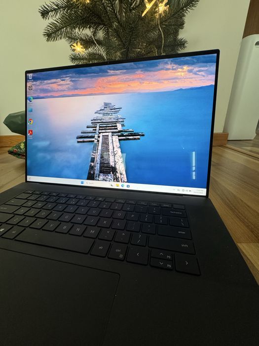 Laptop DELL XPS 17 9700 Notebook 17" 32GB, 1TB SSD