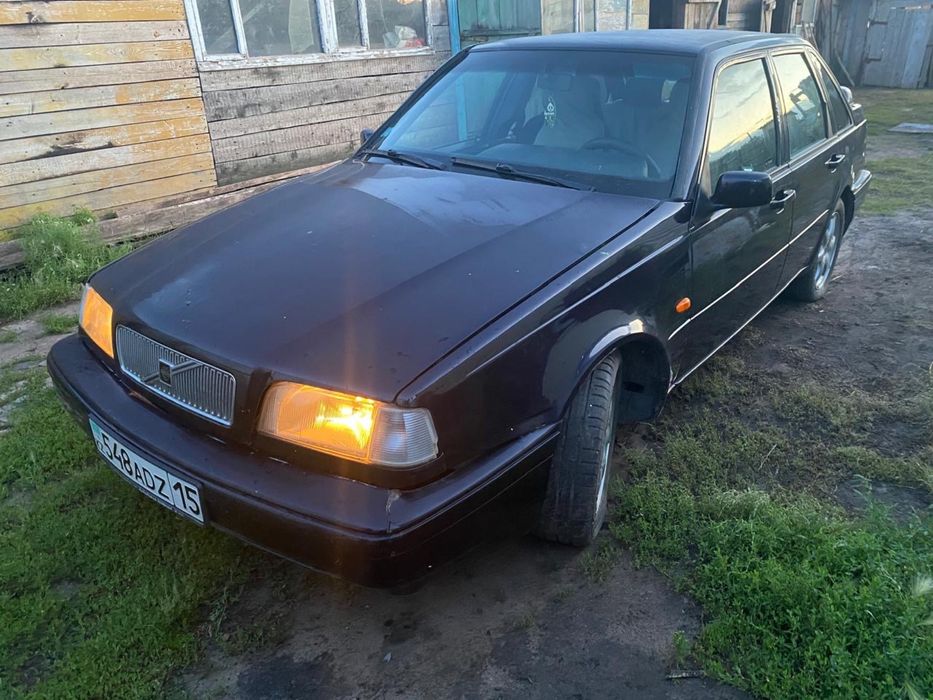 Продам машину Volvo 440
