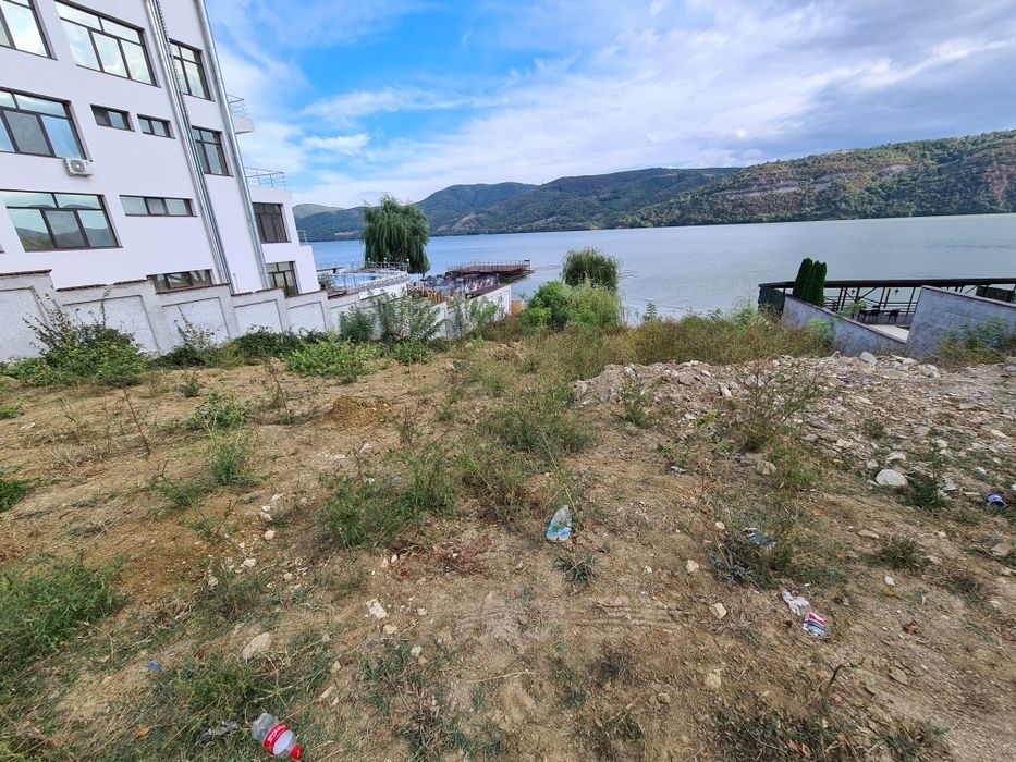 De vanzare Teren Clisura Dunarii-Eselnita