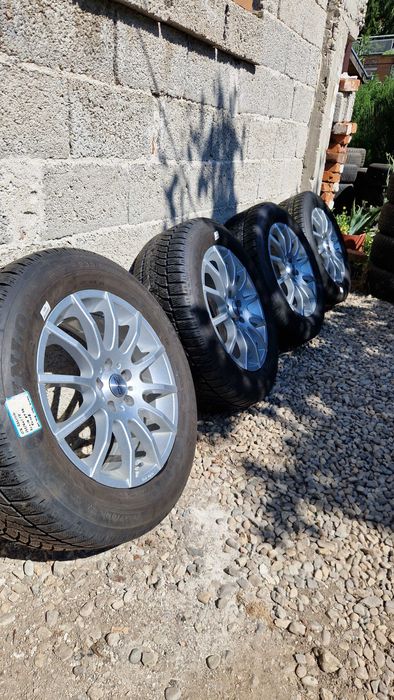 FORD KUGA джанти със зимни гуми  235/60/17  7,5J×17  ET47  5х108