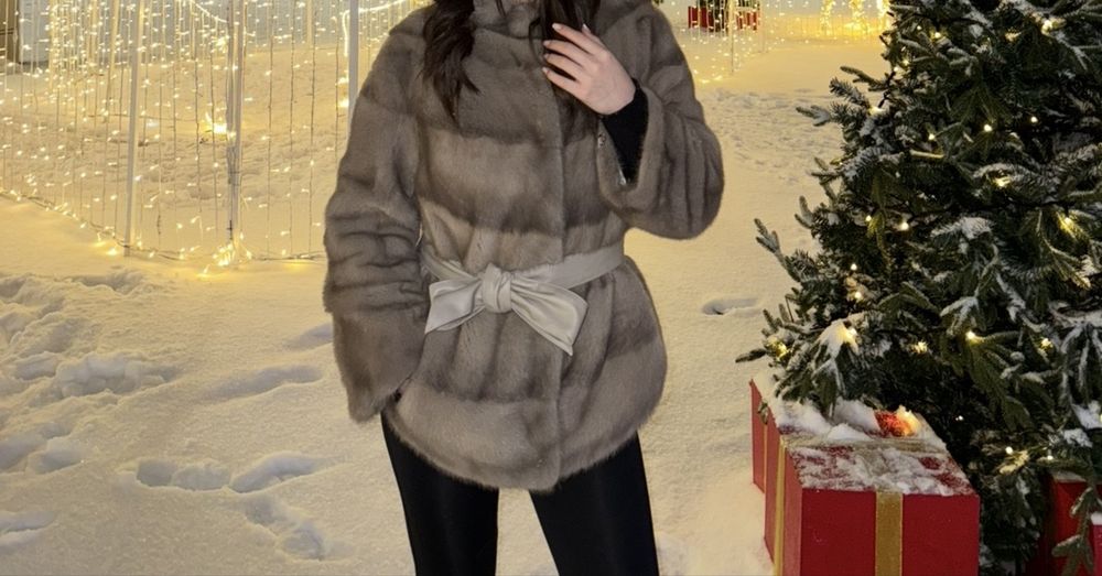 Норковая, новая шуба.