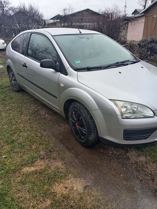 Ford focus mk2  1.6 benzina  plus gpl