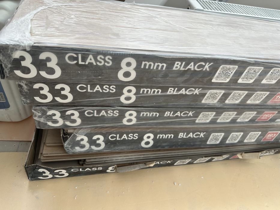 Ламинат новый в упаковке