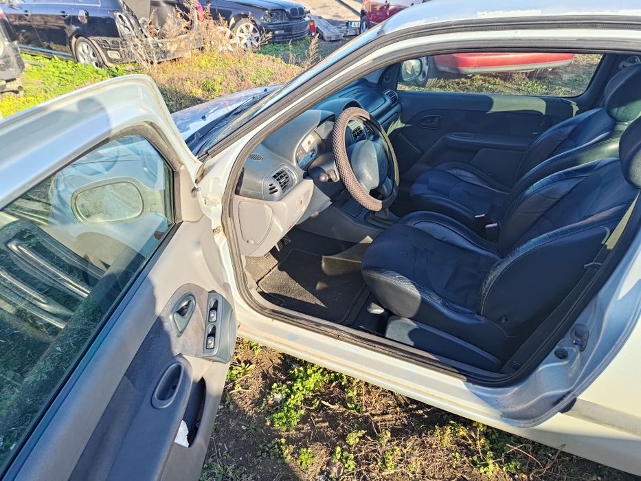 Renault clio 2 1.9 dti на части
