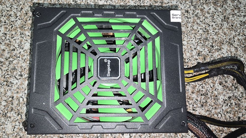 Sursa 800W Semi-modulara Segotep GP900G