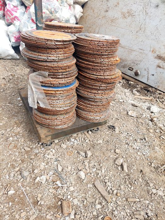 Алмазные диски,бу примерно 1000шт