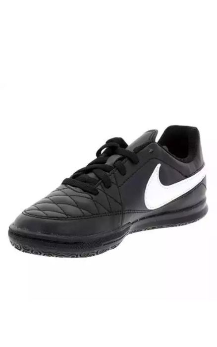 Ghete Fotbal Nike JR Majestry IC AQ7895001

Noi originali