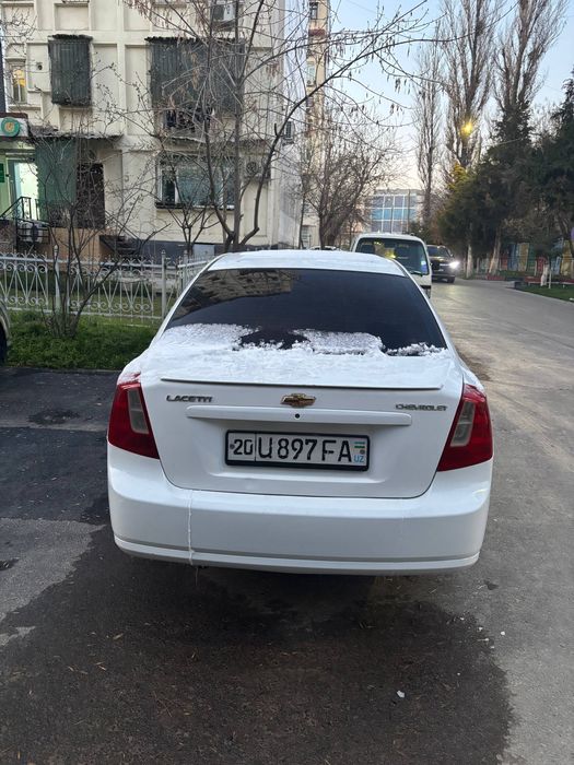 Chevrolet Lacetti 2012 года