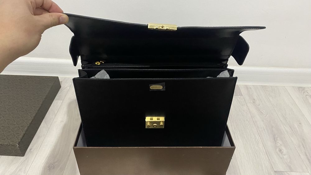 Кожаный портфель Empire