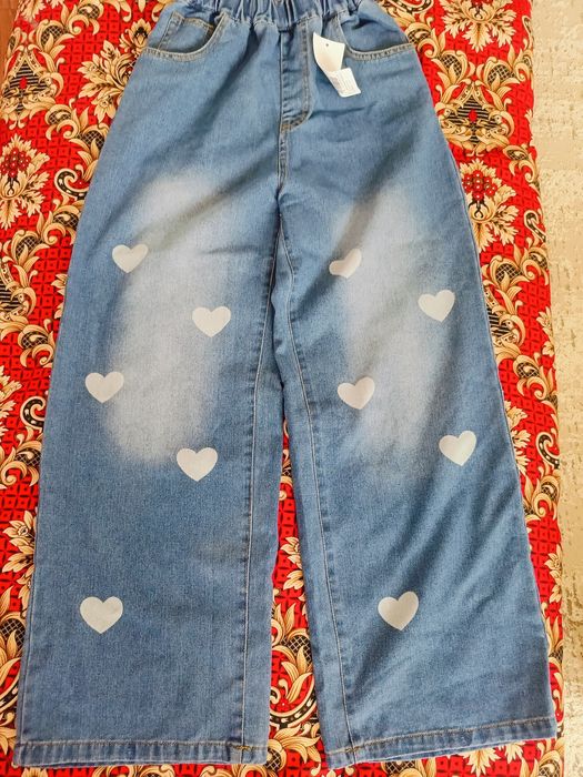 Жаңа сатылады,қыз балаға