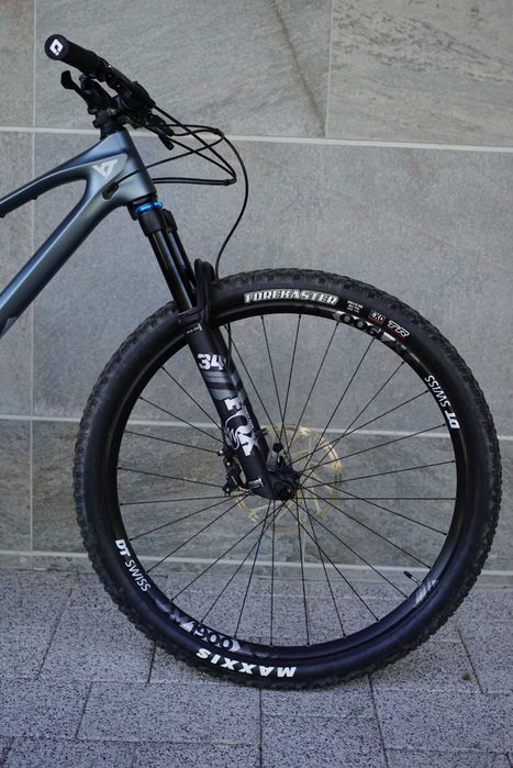 2022 YT Izzo Core 2 *FOX/SRAM/DT SWISS*