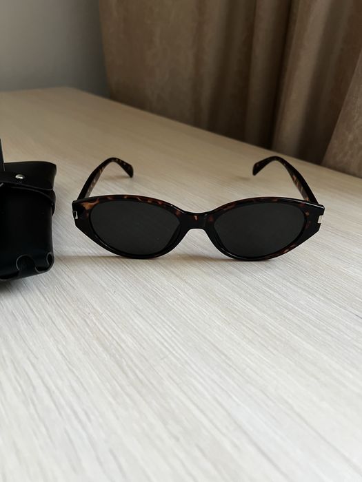 Очки женские солнцезащитные