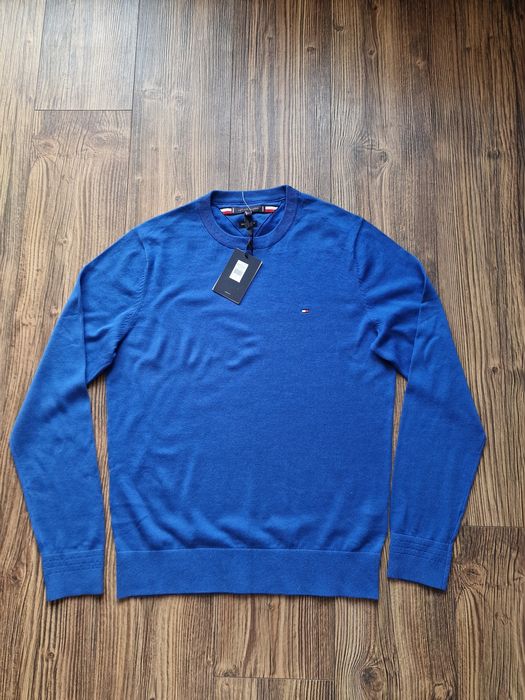 Страхотен мъжки пуловер TOMMY HILFIGER размер М,  нов с етикет,