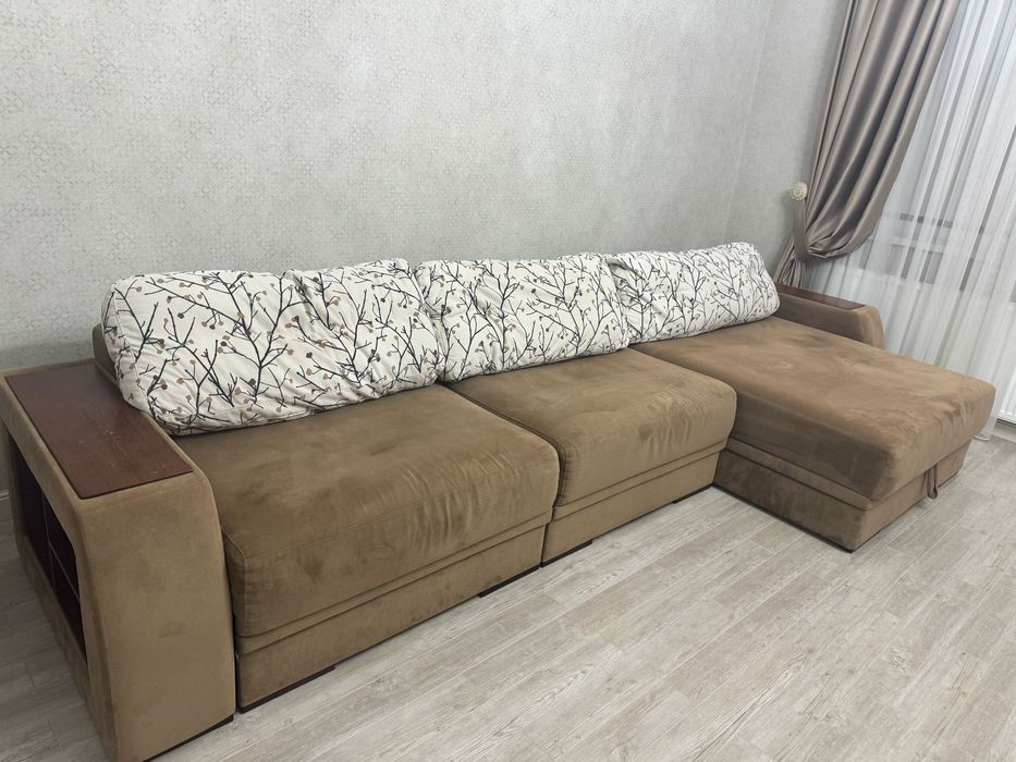 Продам диван в отличном состоянии