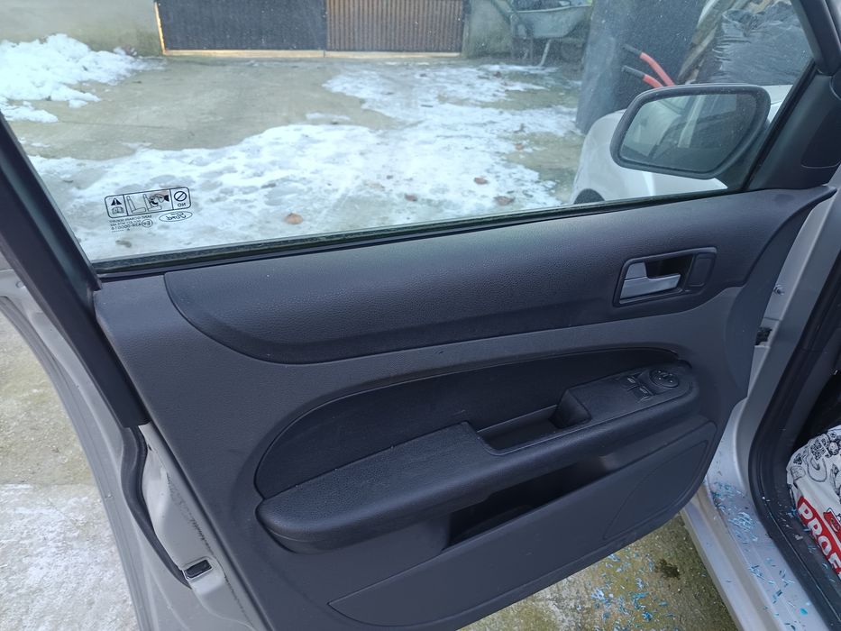 Vând Ford focus 2006