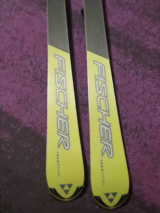 Schiuri Fischer RC4 Worldcoup  1,60 cu legaturi Tyrolia