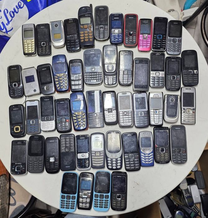 Ретро мобилни телефони