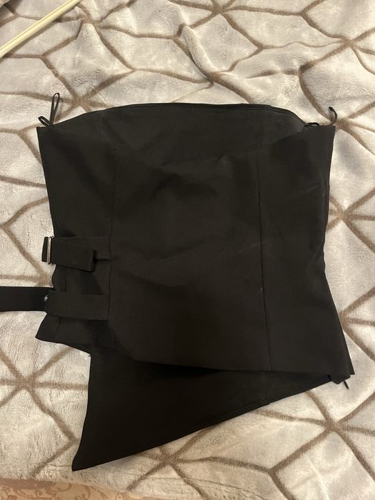 Бюстие черно Zara