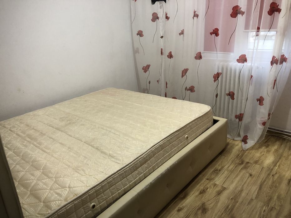 Inchiriez apartament