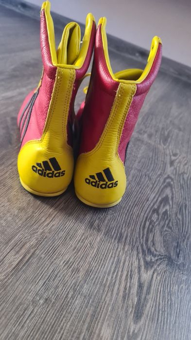 Адидас дамски ботуши от Германия